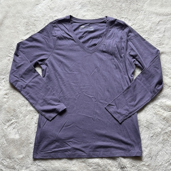 Eddie Bauer Long Sleeve V-Neck Top | Size S | 60% Cotton Purple Tee - Picture 1 of 6